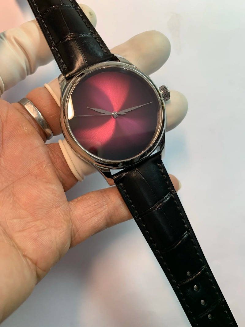 Wordless Book, Swiss Fine Grin - đánh giá và giá Jewellery Watches