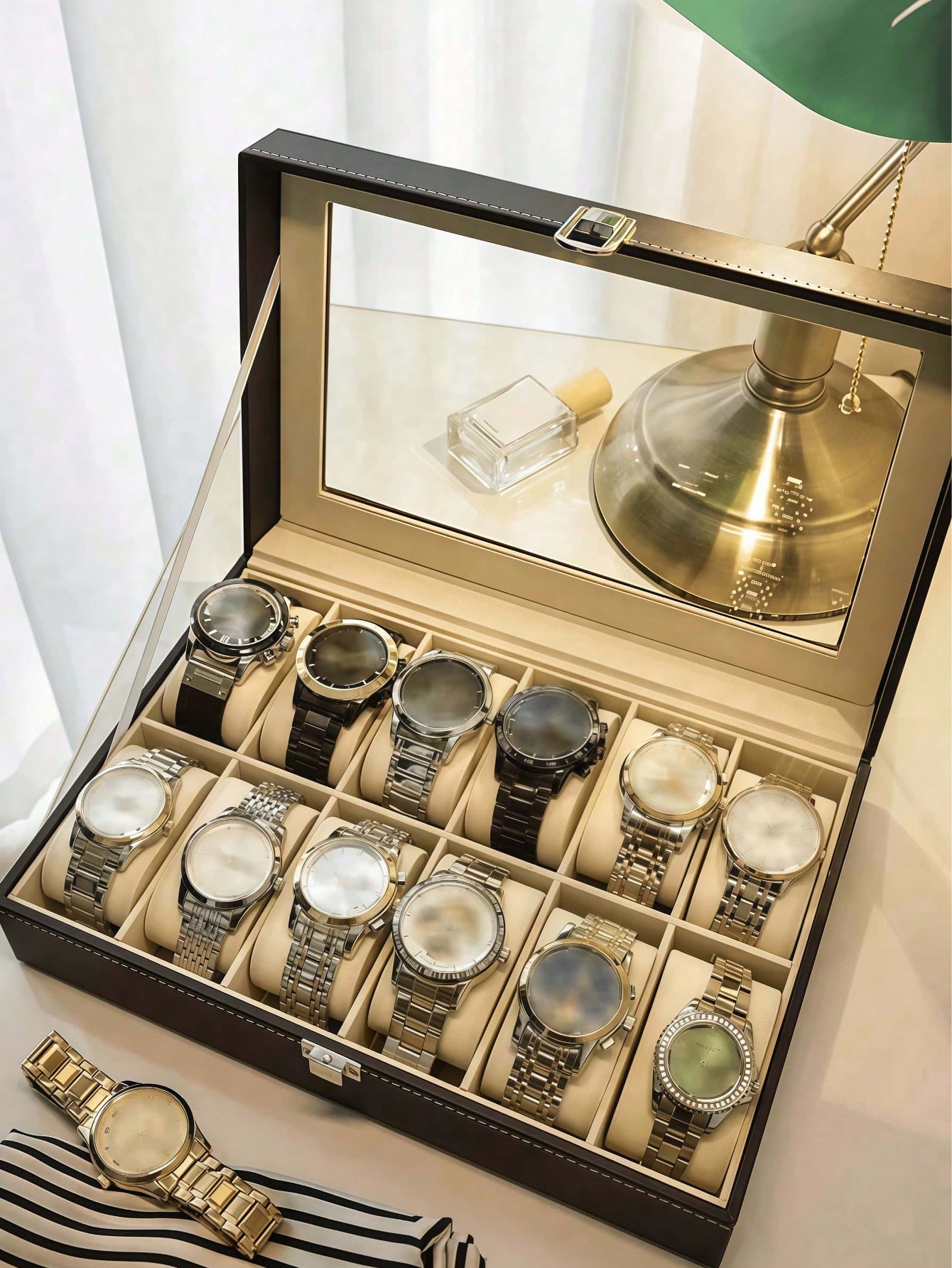 Leather Watch Box with Lock, L - đánh giá và giá Jewelry Box Watches Bracelets